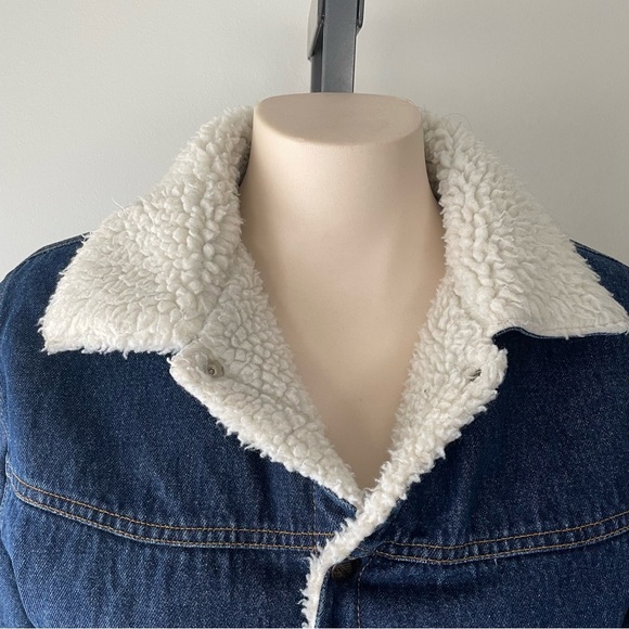 Vintage Sherpa Fleece Lined Denim Jacket Button Down Dark Medium Wash Size Small - Picture 11 of 12